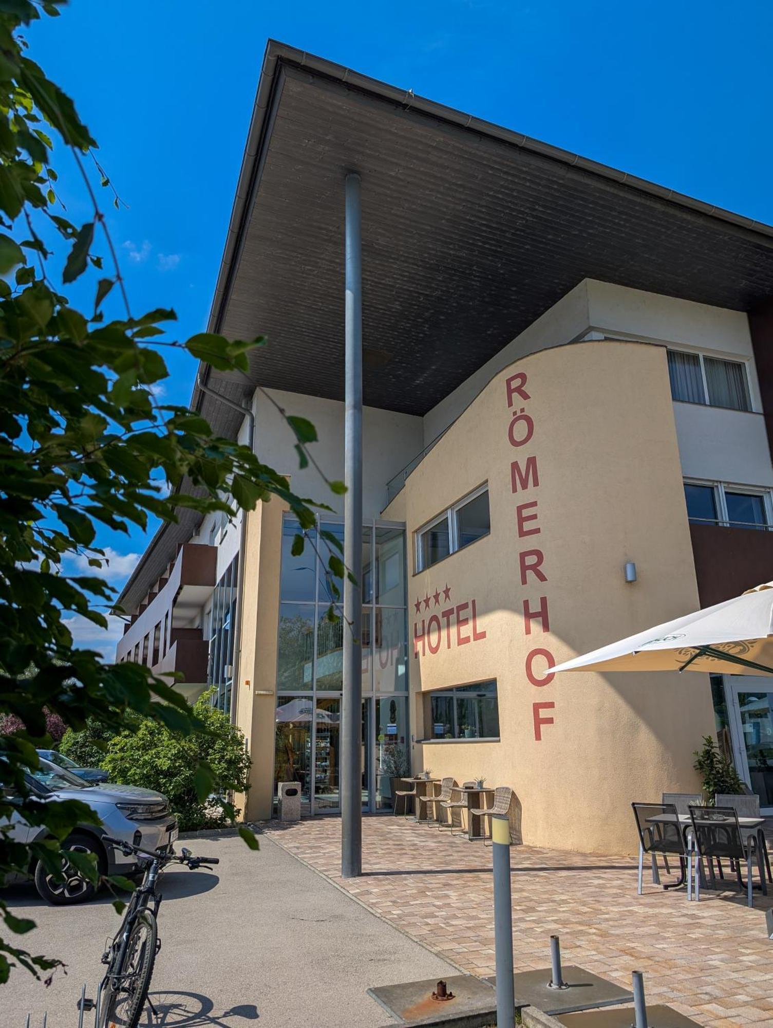 Hotel Roemerhof トゥルン エクステリア 写真
