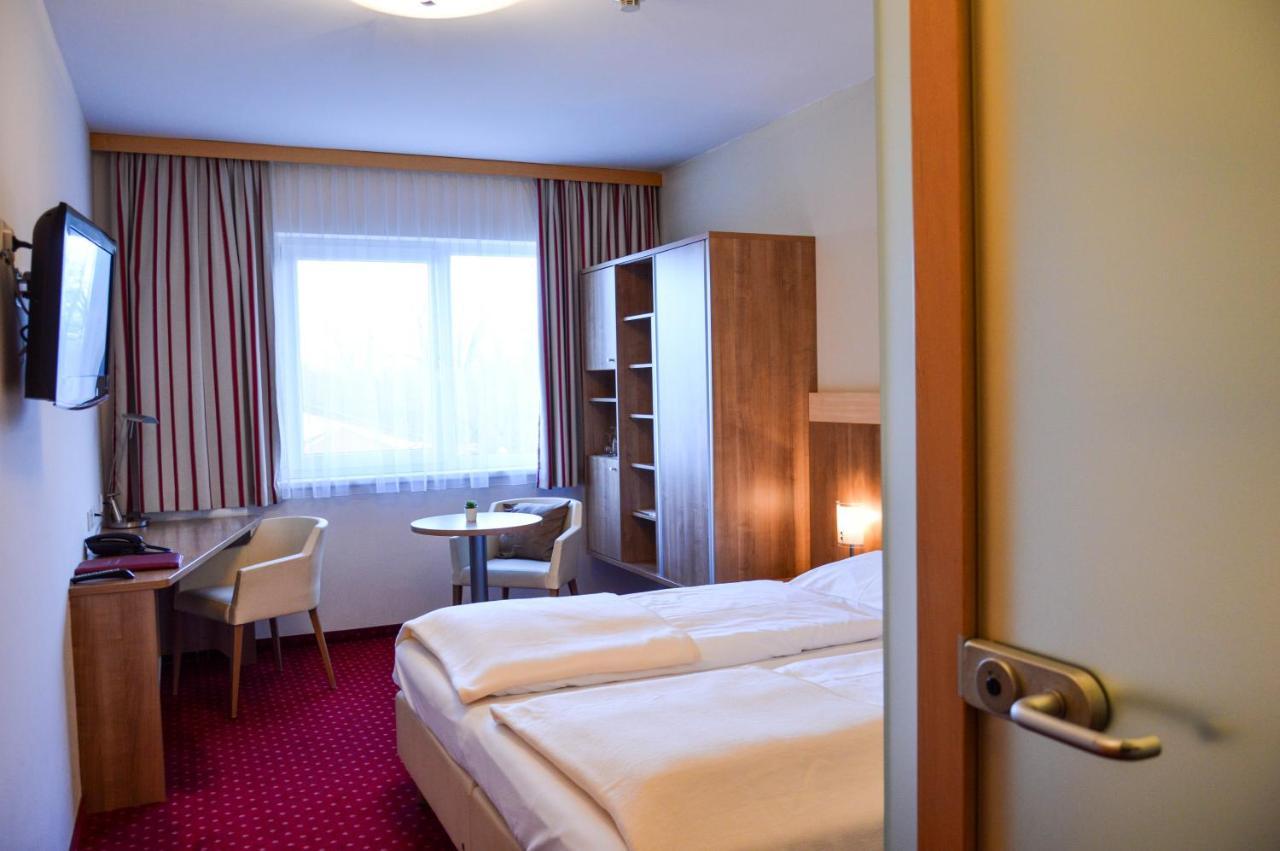 Hotel Roemerhof トゥルン エクステリア 写真